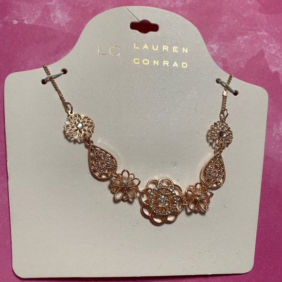 {LC Lauren Conrad} Rose Gold Necklace, Floral design, NEW/GIFT/BIRTHDAY/PRESENT - Picture 6 of 9
